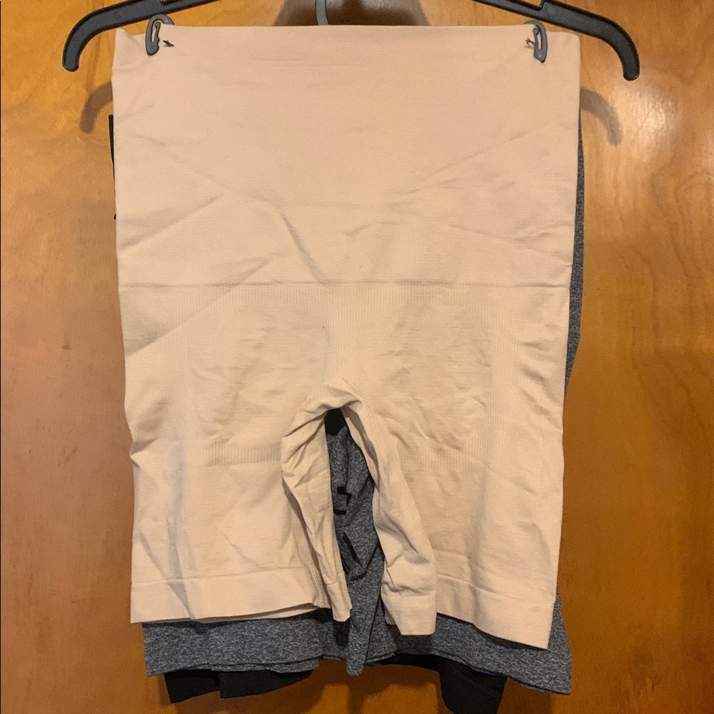 NWT BeBe Size 1X 3 Pack Hi-Waisted Seamless Thigh Shaping Boy Shorts - Picture 7 of 7
